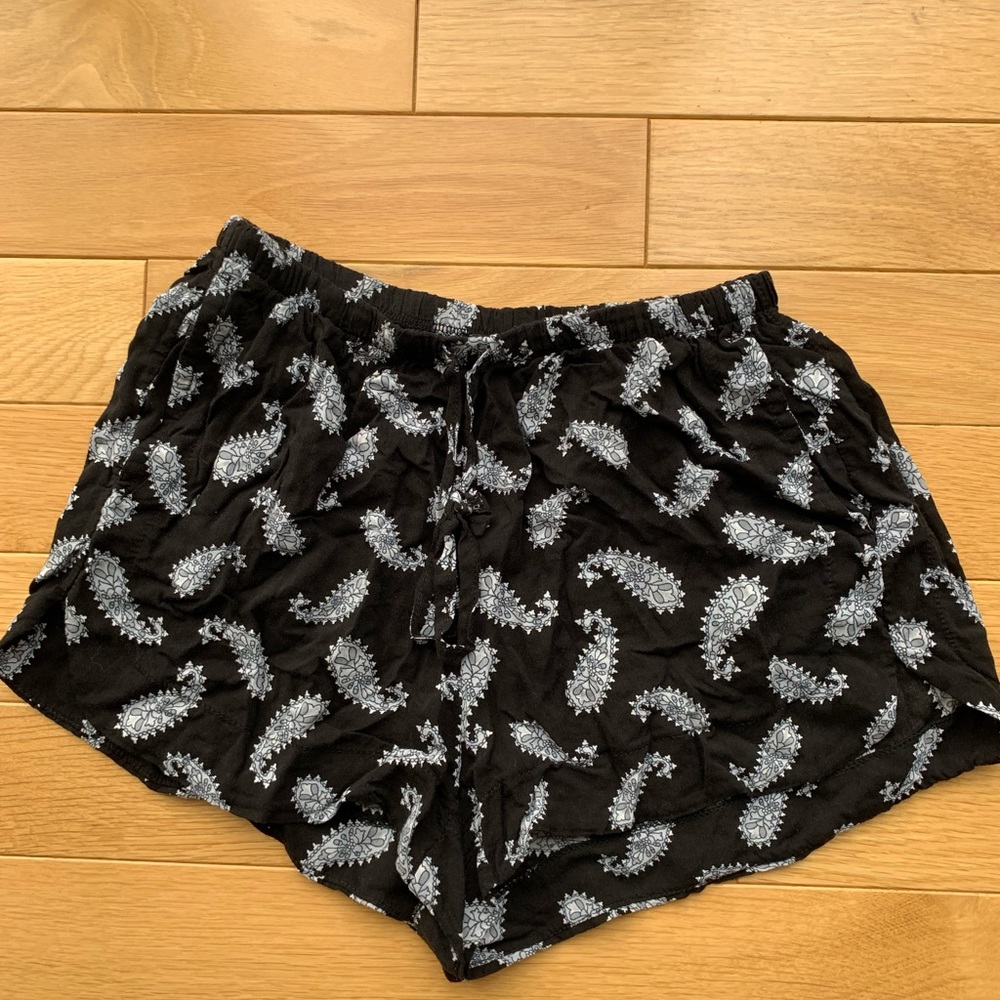 Brandy Melville Cloth Shorts